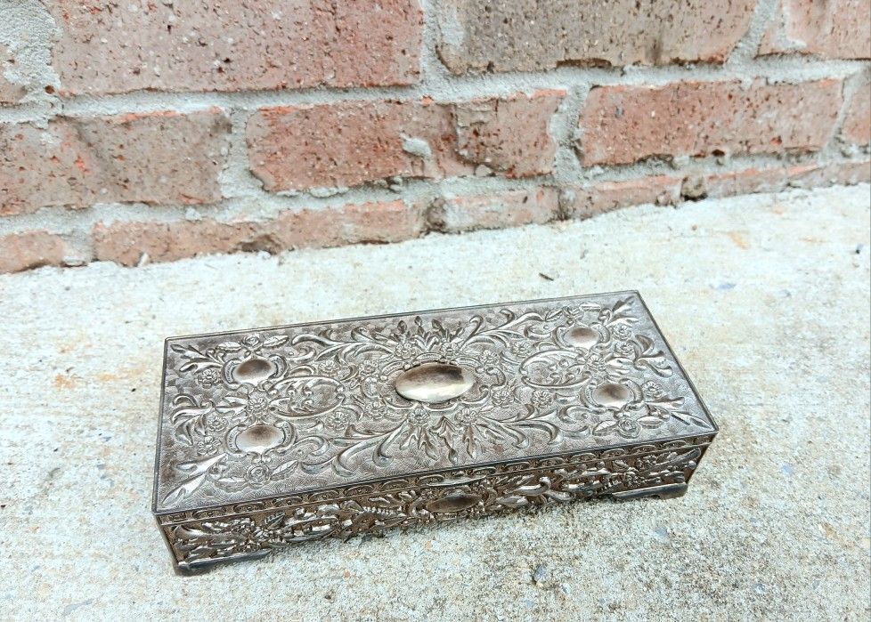 Vintage Ornate Metal Silver-Tone Jewelry Box