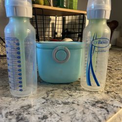 Dr Brown Bottles And Fórmula Container