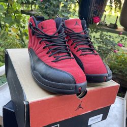 Jordan 12 Reverse Flu Games 
