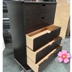 Dresser No Knobs