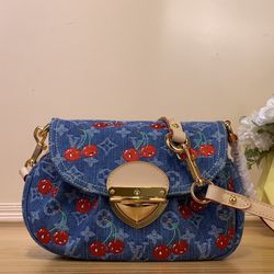 Designer's joint list shoulder bag