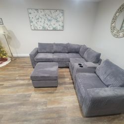 New Sectional Corduroy Couch with USB Console and Cup Holders ! Free Delivery 🚚
