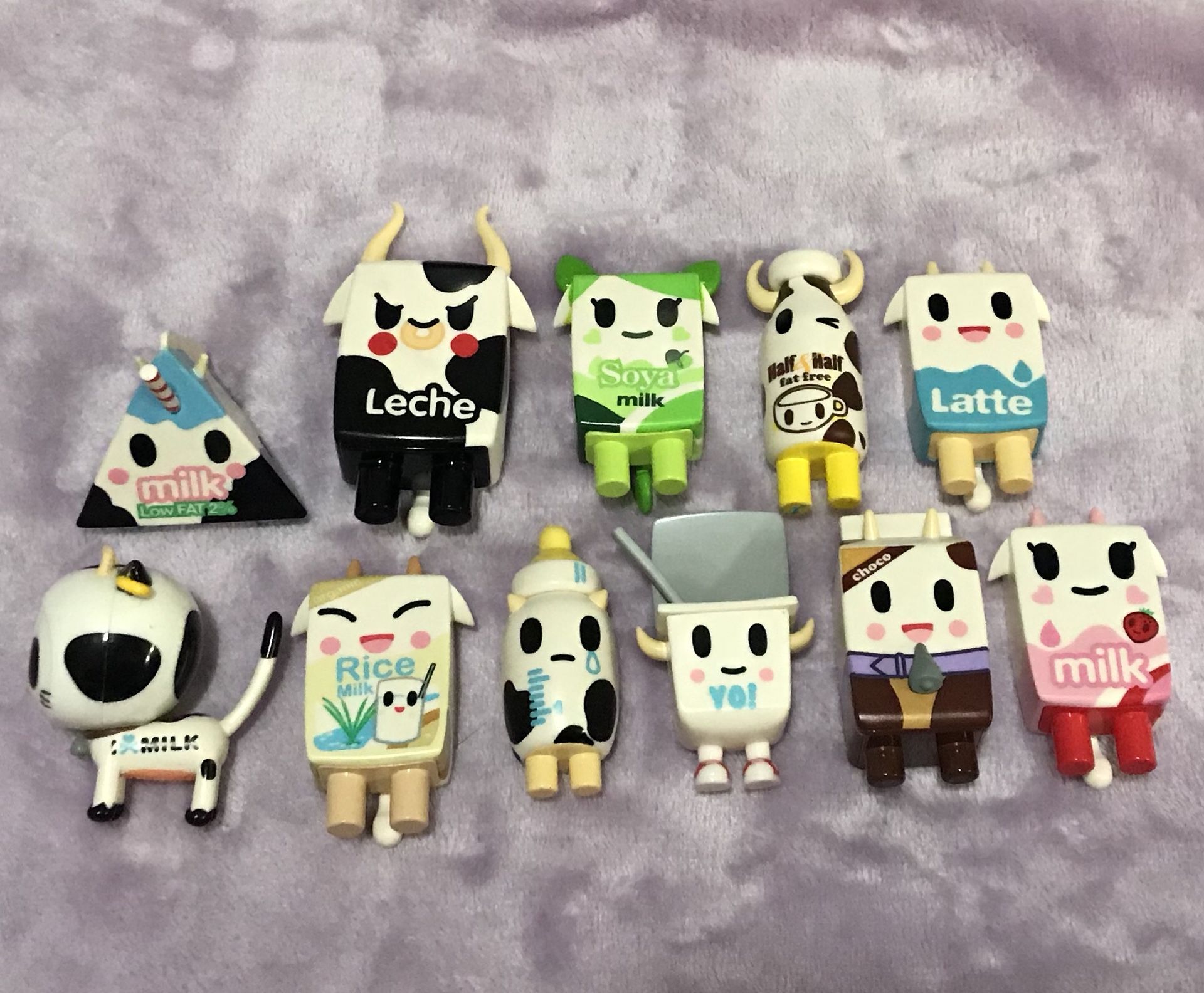 TokiDoki Moofia Series 1 FULL SET. PRISTINE COLLECTORS CONDITION, USED AS DISPLAY ONLY!