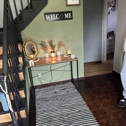 Desk/Entry Way Table