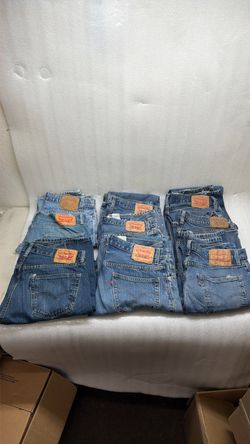 9 Pairs of Levi Jeans 34x34