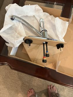 Seasons Anchor point Single Handle Kitchen Faucet 