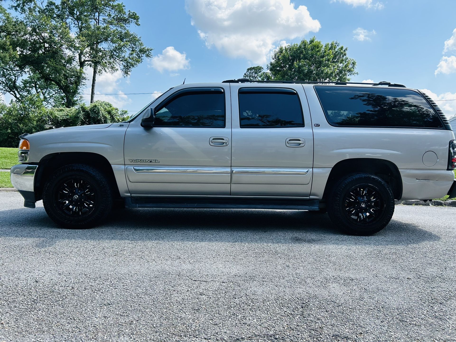 2005 GMC Yukon XL