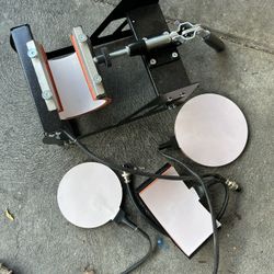 Four Prong Hat, Mug, Plate Press Attachment 