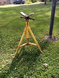 Pipe Stand