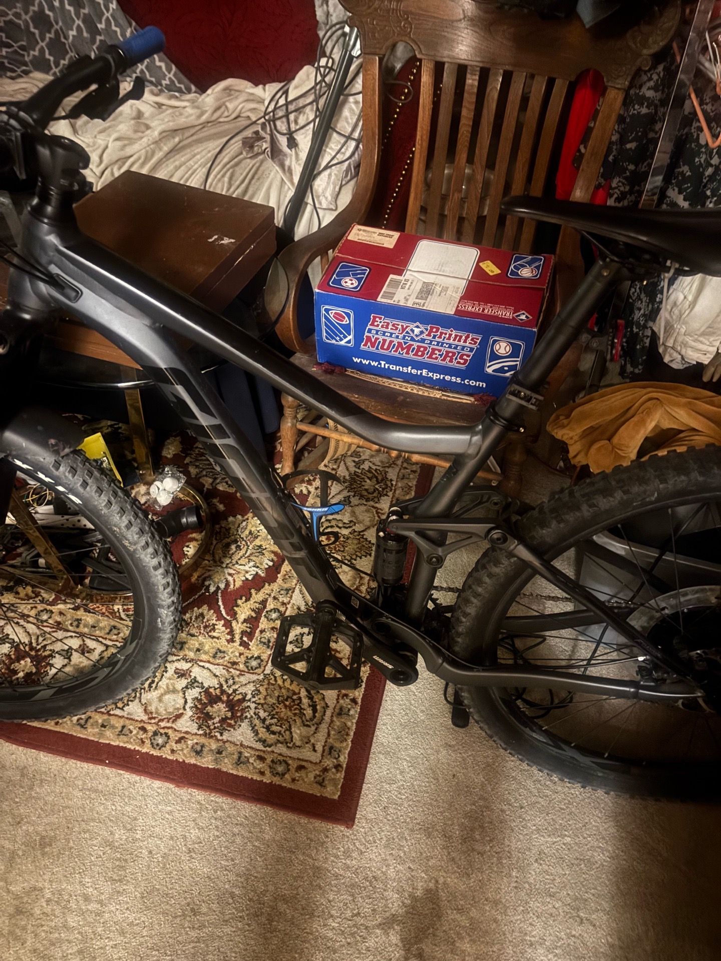 Giant stance 29" bike great shape