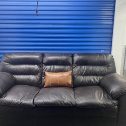 Comfortable Brown Leather Couch (free delivery)