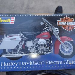 1967 Electra Glide Harley Davidson Skill Level 2