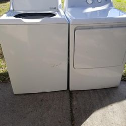 TOP LOAD WASHER AND ELECTRIC DRYER SET 