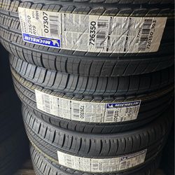 Michelin Primacy MXM4 235/50/19 -55,000 mile tire