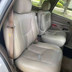 Yukon Second Row Seats 