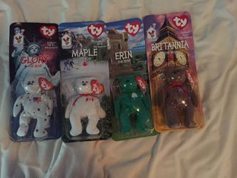 Complete Set of Beanie Babies ! In Box!