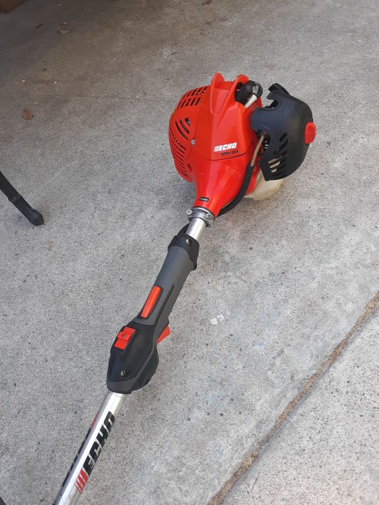 Echo commercial weed wacker 225 mod.