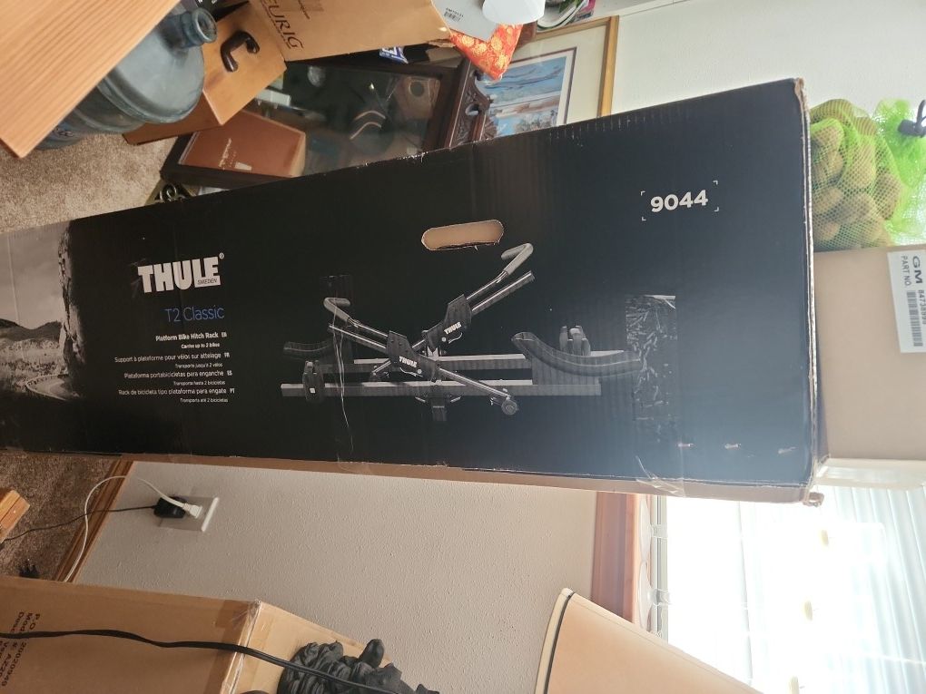 THULE T2 Classic Platform Bike Hitch Rack