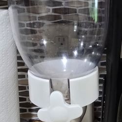Cereal Dispenser 
