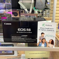Canon R8 Kit 