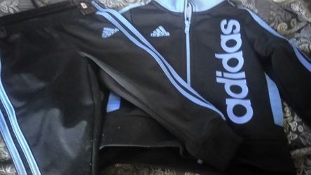Girl or boy neutral Blue Adidas jogging suit sz 12m nwot