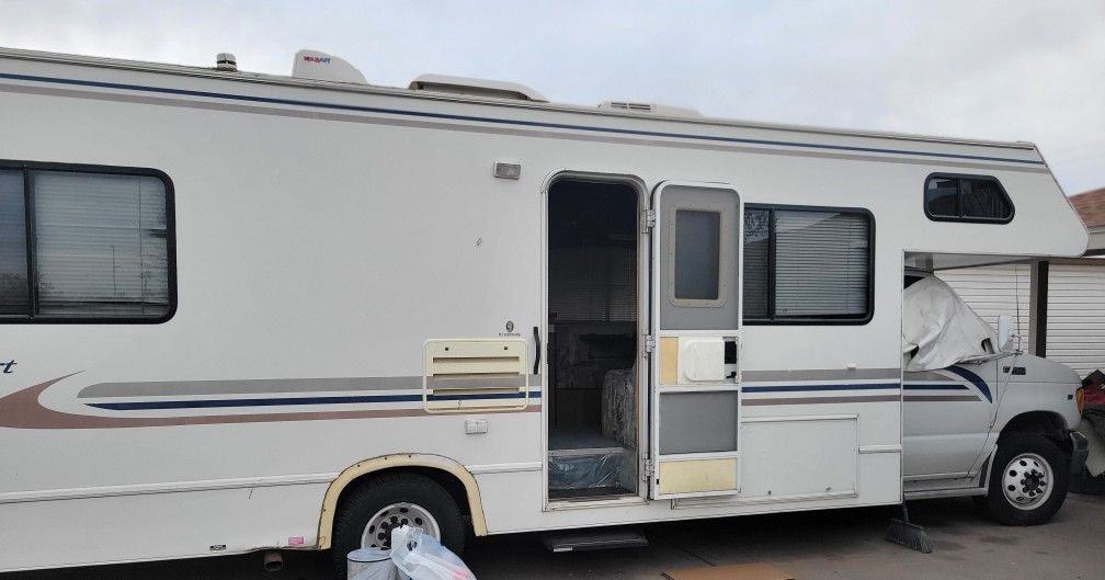 2000 Ford fourwinds Motorhome for Sale in Phoenix, AZ - OfferUp