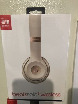 Beats solo 3 brand new not yet open