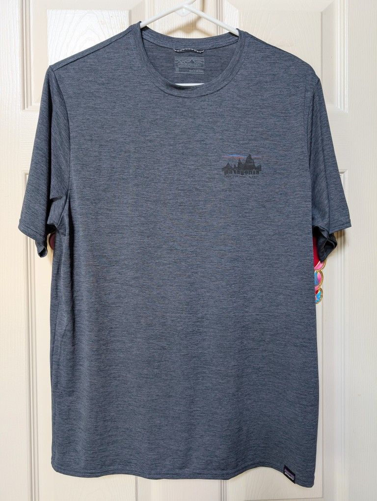 Patagonia Men's Capilene Cool Daily Graphic Shirt Size: M