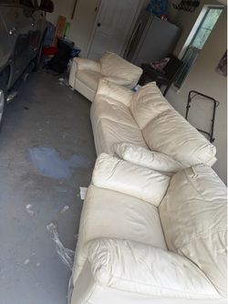 IKEA cream 3 piece couch set - great condition