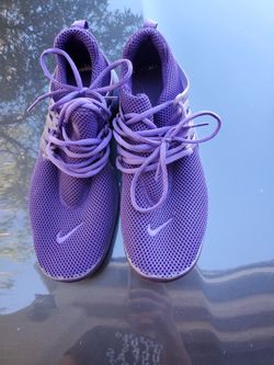 Mens Size 11 NIKE 