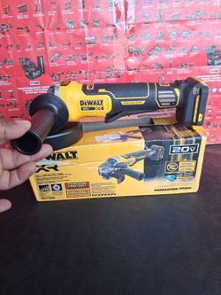 DEWALT XR 20V CORDLESS 4-1/2-IN. TO 5-IN. ANGLE GRINDER WITH VARIABLE SPEED ( TOOL ONLY  )