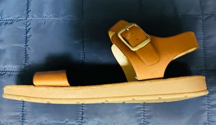 Tan Leather Flat Sandal with Gold Buckle- 3Y