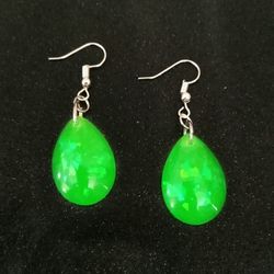 Neon green glow in the dark faux opal teardrop dangle earrings hypoallergenic new