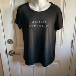 Banana republic size medium black T-shirt