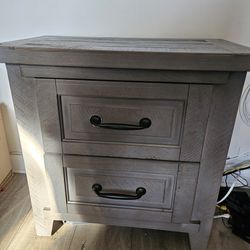 Night Stand/ End Table
