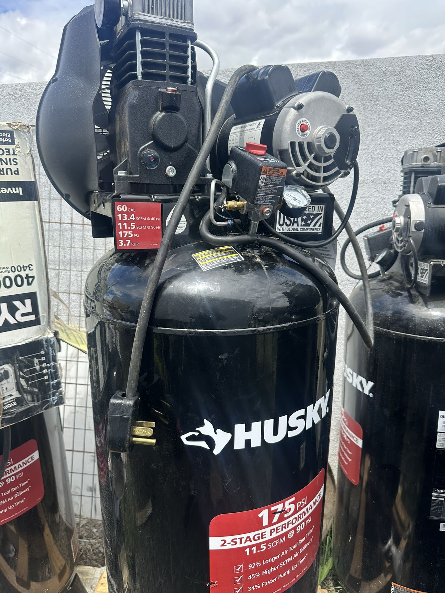 Compresor Husky 60 Gal