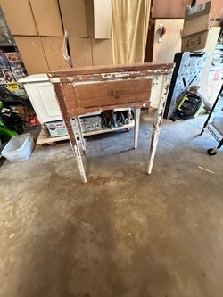 Antique Singer Sowing Machine