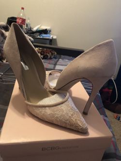 BCBG Tan shoes size 9