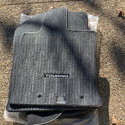 Subaru Ascent Touring Carpeted Floor Mats  Charcoal