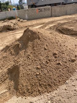 Nice and clean dirt