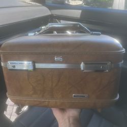 American Tourister Vintage Carry Case 