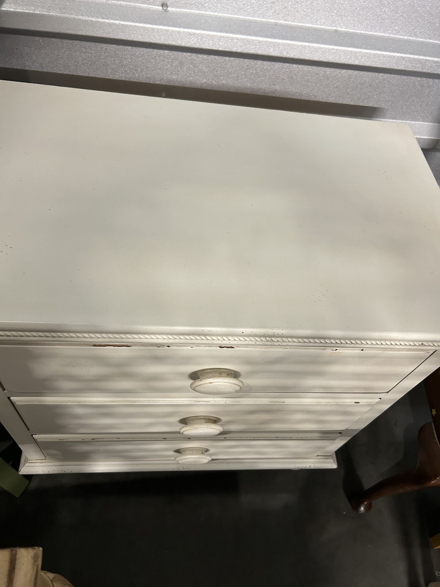 End Table / Night Stand