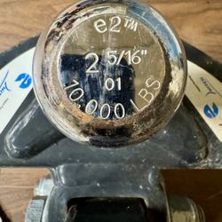e2-10K Trunnion Weight Distributing Receiving Hitch