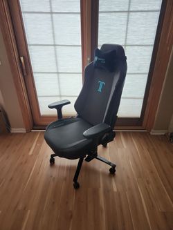 Secretlab TITAN XL Gaming Chair – Charcoal/Teal – Excellent Condition