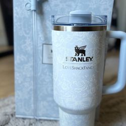 Stanley Love Shack Fancy 40 oz Toscana Toile Alpine Blue