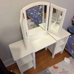 Kids Vanity Unit 