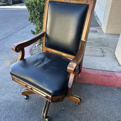Leather Chair / Computer Chair