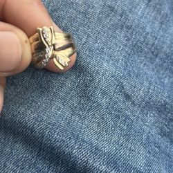 14k Gold Ring 