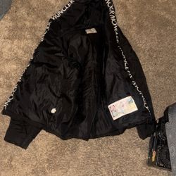 Moncler for sale 250$