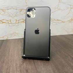 iPhone 11 Pro Max 64gb Unlocked iOS 15.4 ID: 4627